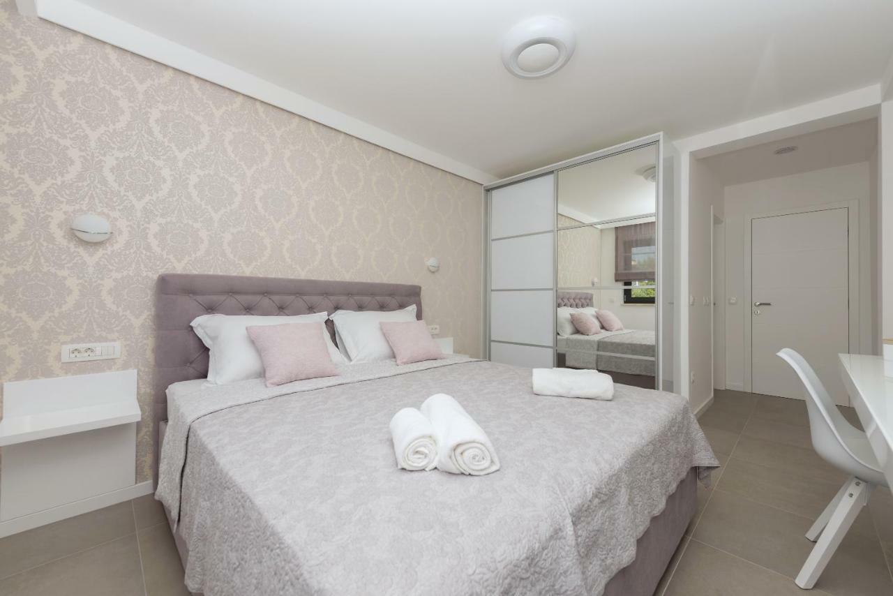 Villa Vid Apartments - Makarska Exklusiv Екстер'єр фото